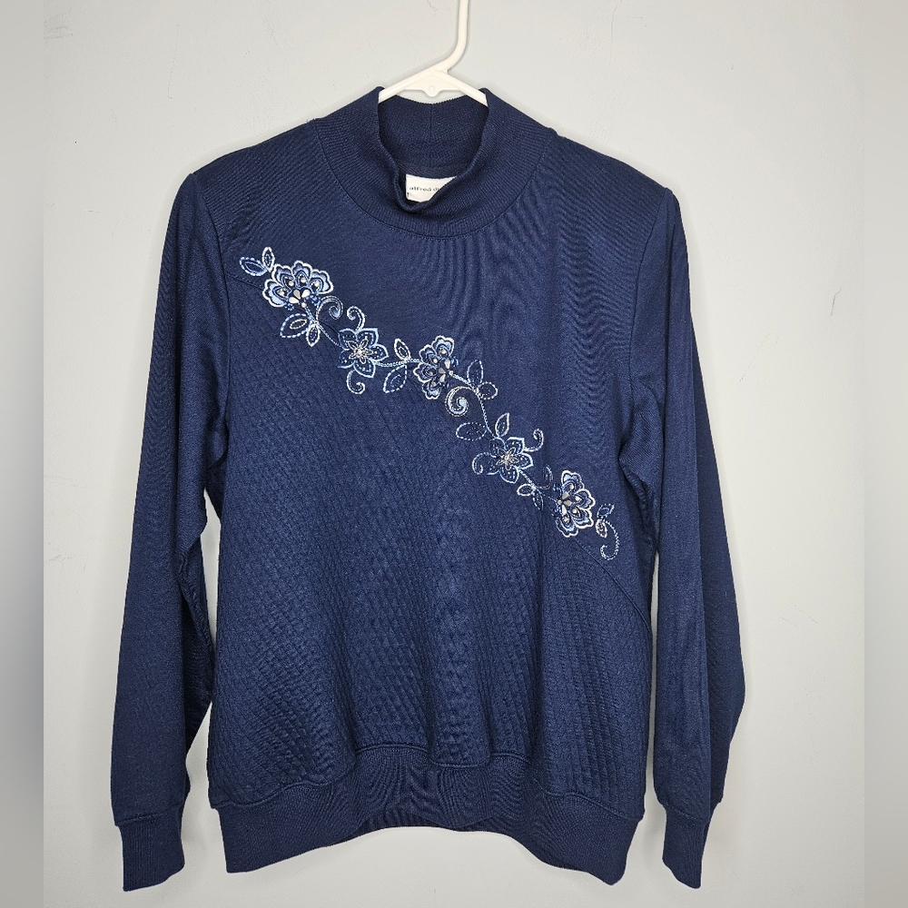 Alfred Dunner Blue Embroidered Floral Women's Mock Neck Quilted Sweatshirt Sz S